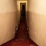 La fase in botte � anticipata dalla vinificazione in vasche di cemento rivestite di vetroresina un tempo costruite assieme alla cantine